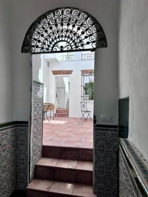 La Casa de Las Tres Calles, Facinas